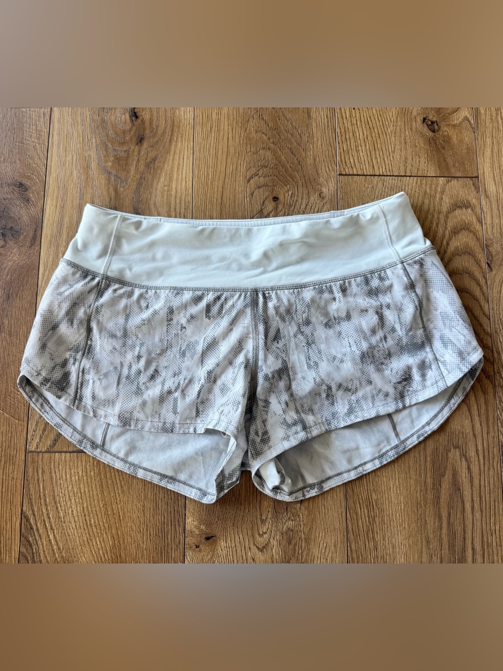 lululemon athletica Speed Up Light Gray Print Athletic Shorts